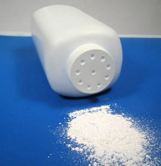 Farmacia 3.0 – il talco può portare cancro alle ovaie? – rubrica a cura del dott. Alberto Di Muria