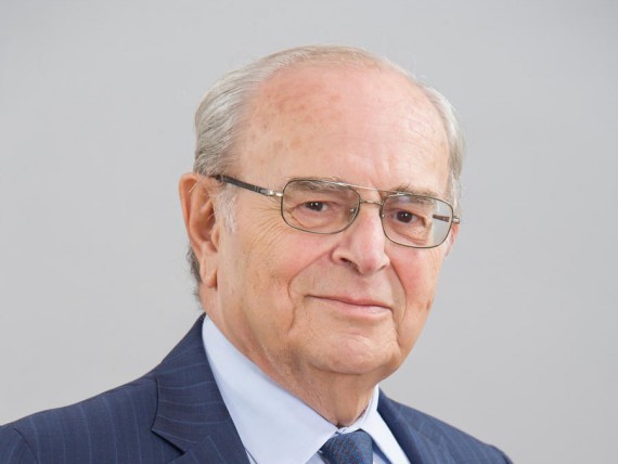“Risolvere la ‘questione lavoro’ valorizzando le risorse locali”. Intervista all’on. Enzo Mattina