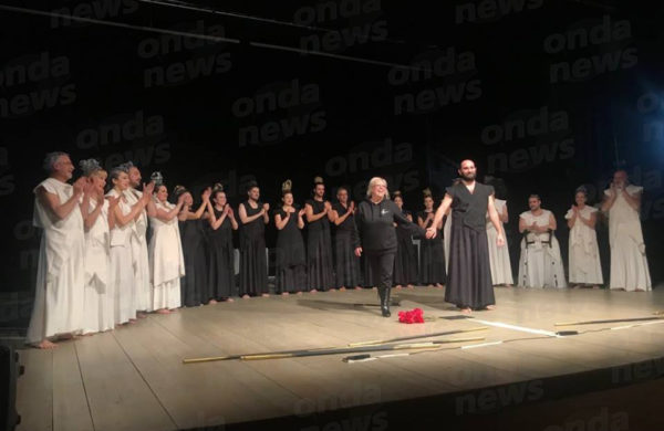 teatro in sala costellazione 1