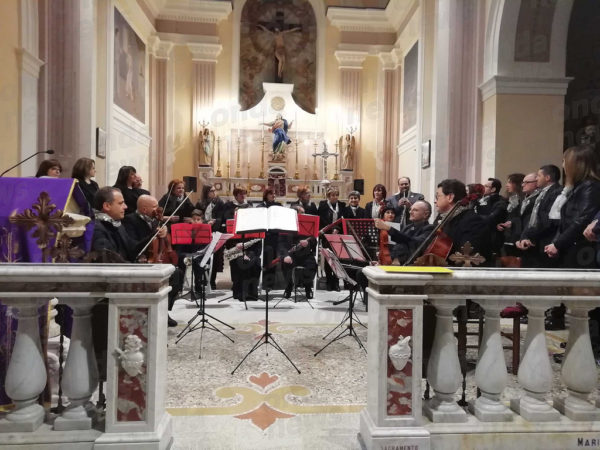 Forti emozioni a Sanza per il concerto “Note di Primavera” con le colonne sonore di Ennio Morricone