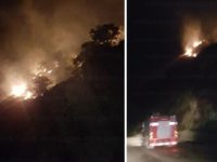 Vasto incendio boschivo sulla Strada Mingardina a pochi km da Palinuro e Marina di Camerota