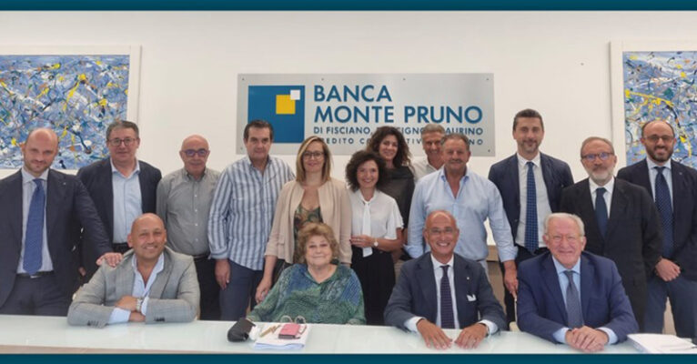 BANCA MONTE PRUNO ECUADOR