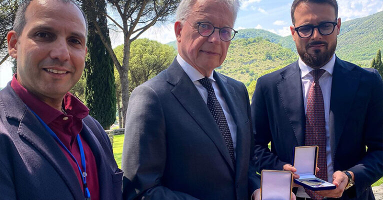 consegna salerno piastrini soldati tedeschi