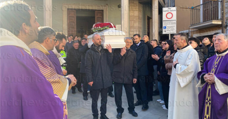 funerale massimo nonato fb ok