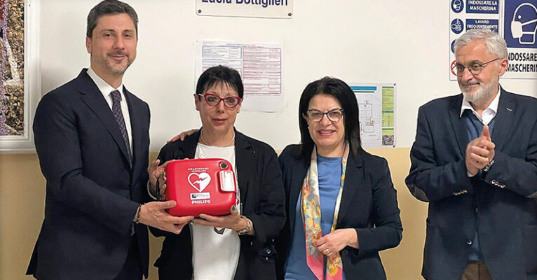 banca monte pruno donazione defibrillatori san pietro al tanagro 22 maggio