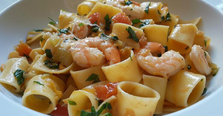 paccheri gamberi e zucchine