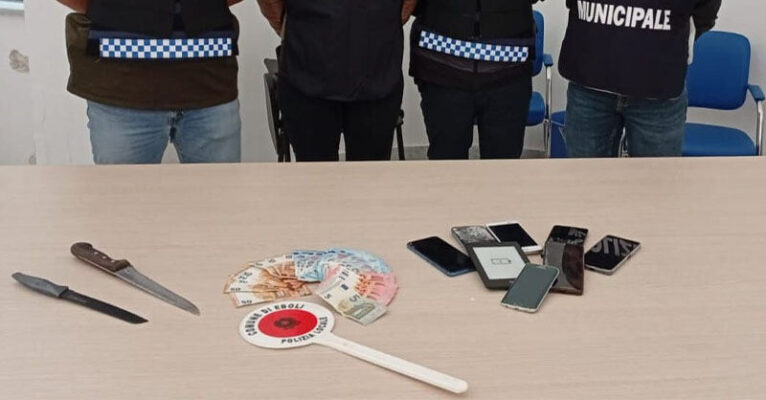 eboli-arresto per droga-polizia municipale-FB