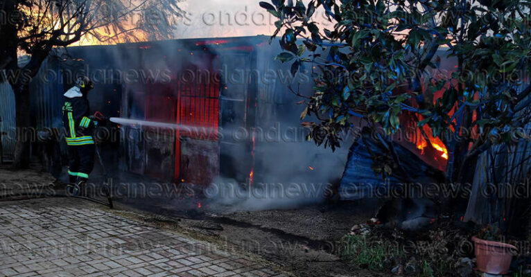 fb incendio capanno eboli 10 marzo 2026 copia