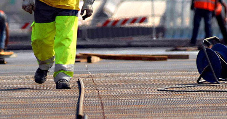 operaio da cantiere annuncio fb