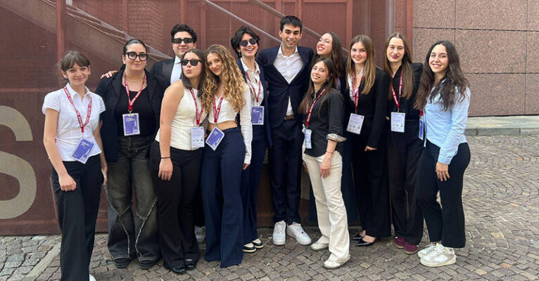 LICEO PADULA PARLAMENTO EUROPEO GIOVANI FB