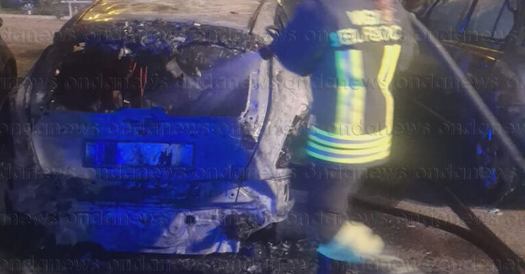 incendio auto eboli 17 aprile 2026 fb