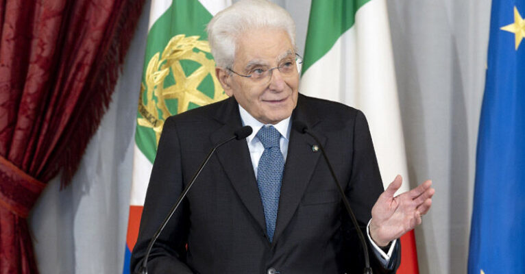 sergio mattarella alfieri repubblica FB