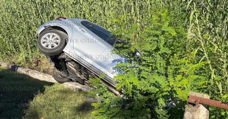 auto-ribaltata-villammare-29092026-FB copia