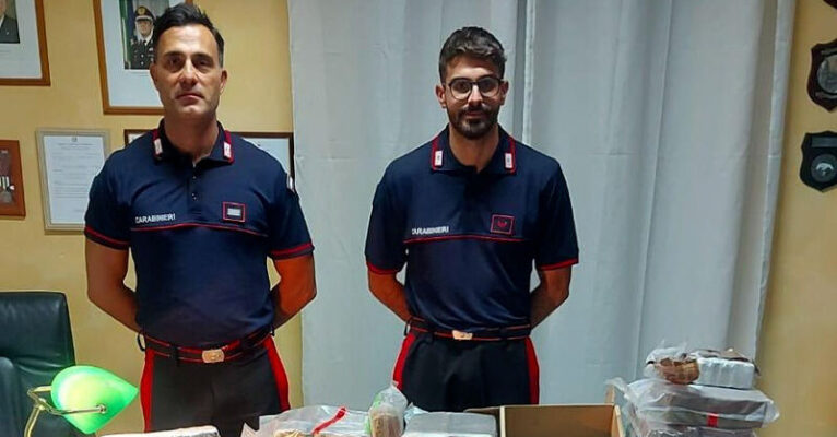 spaccio droga montecorvino 2 ottobre FB