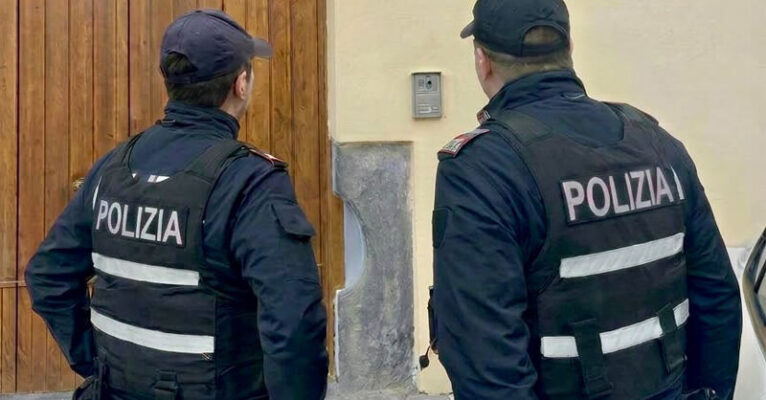 ufficio immigrazione salerno fb ok