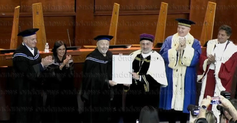 vasco rossi università salerno 7_10_26 fb ok